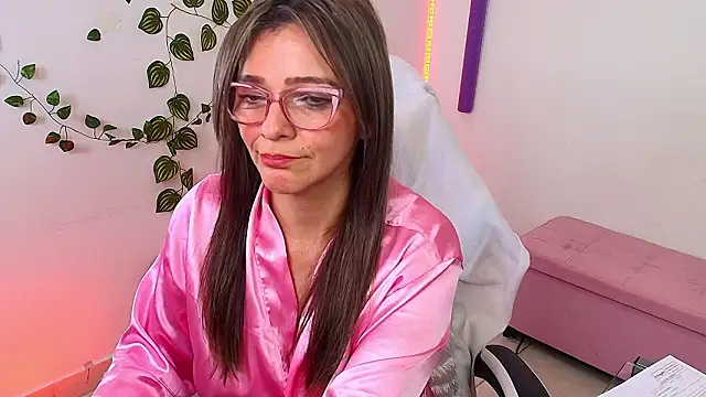 Carol_Miss2 élő XXX-chatje