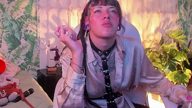 _sharlotte777's Live XXX Chat