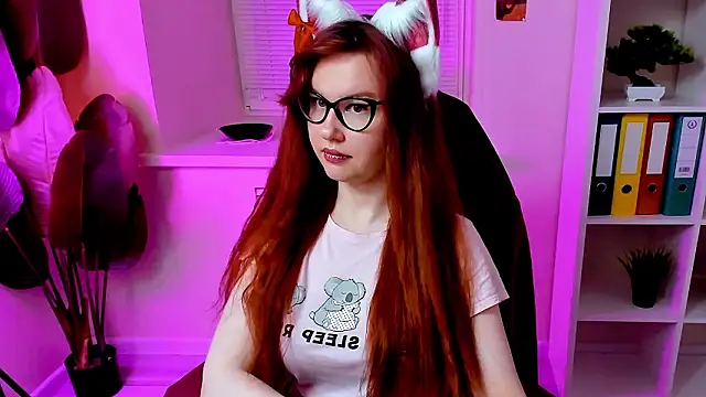 CarolGiggly's Live XXX Chat