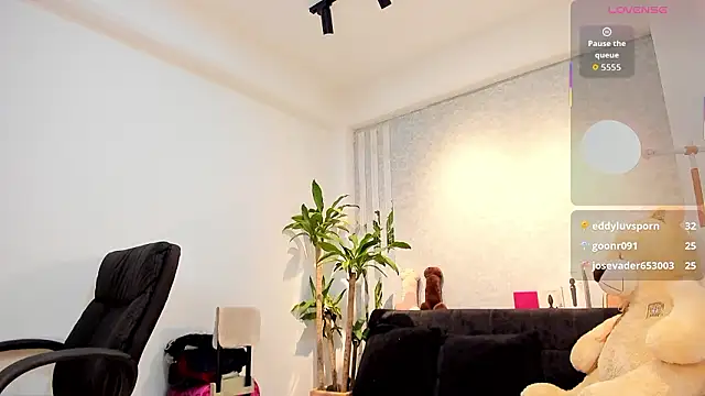 Chatroom XXX en direct de lily_cash1