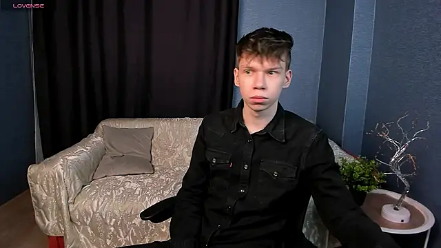 elliot_mars_のライブXXXチャット