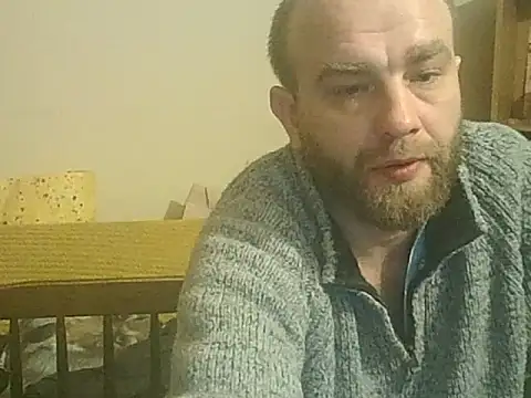 AlexanderArmani's Live XXX Chat