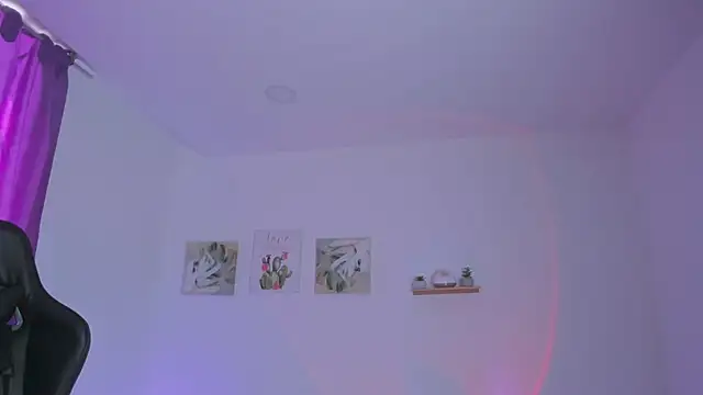 annadu011's Live XXX Chat