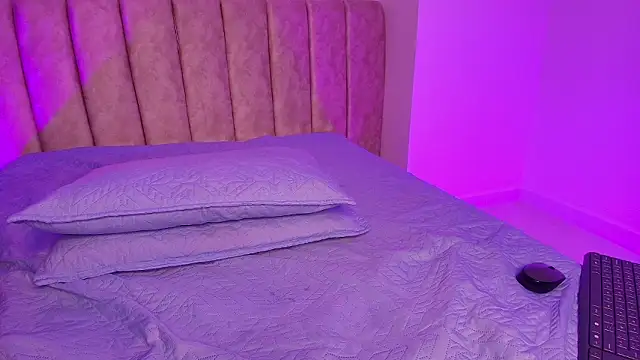 agath_69 Live XXX Chat