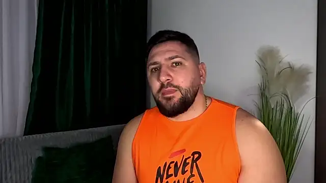 Gold_Alpha_Boy Show Webcam