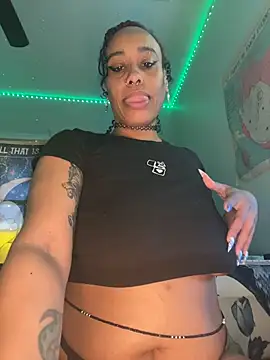 XXX chat uživo modela loveluna8