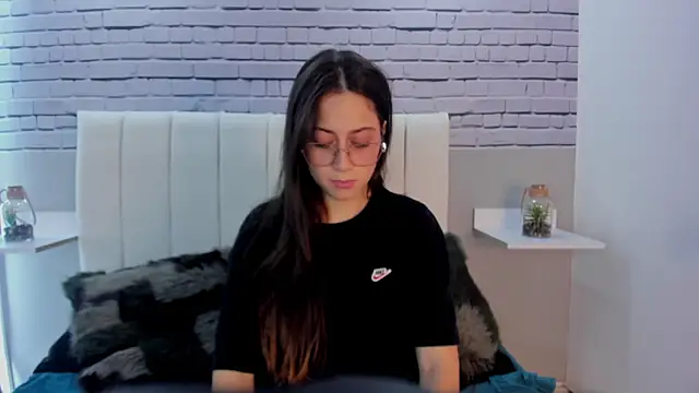 XXX chat uživo modela SophieeMoore