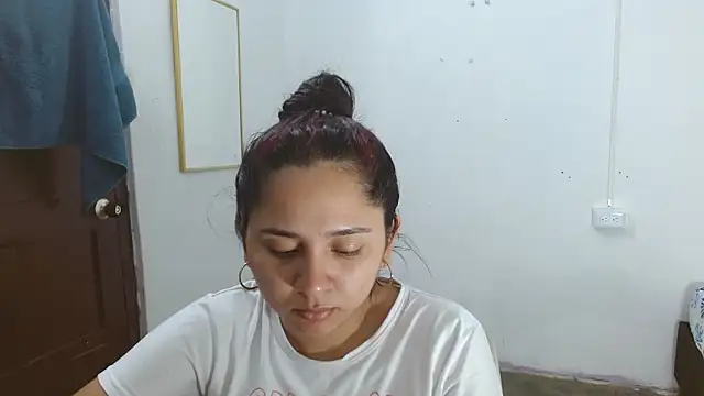 Thalian's Live XXX Chat