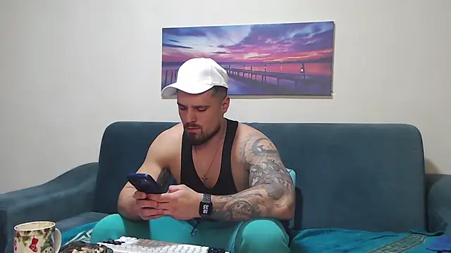 Tiberius_hunk's Live XXX Chat