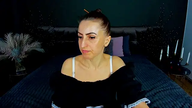 XXX chat uživo modela Rebecca_Diamond