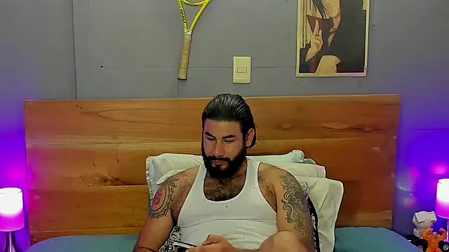 Prometeo-grizzly's Live XXX Chat