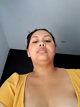 Alessandraa-'s Live XXX Chat