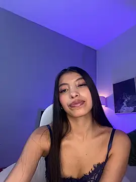 XXX chat uživo modela Tiffany_Low