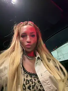 LovingBlondie: απευθείας συνομιλία ΧΧΧ