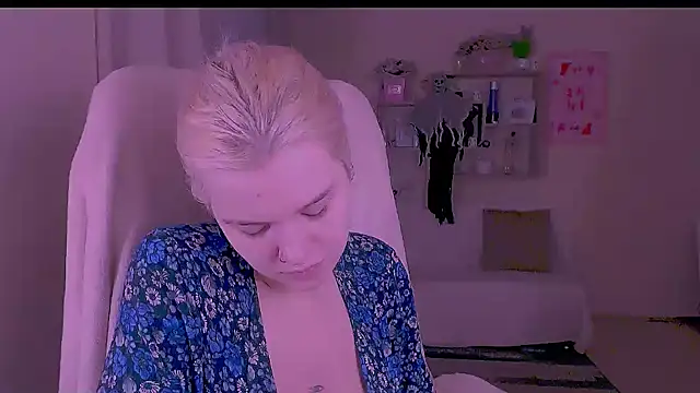 Hot_Blonda 라이브 XXX 채팅