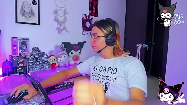 عرض كام KeitaMoon