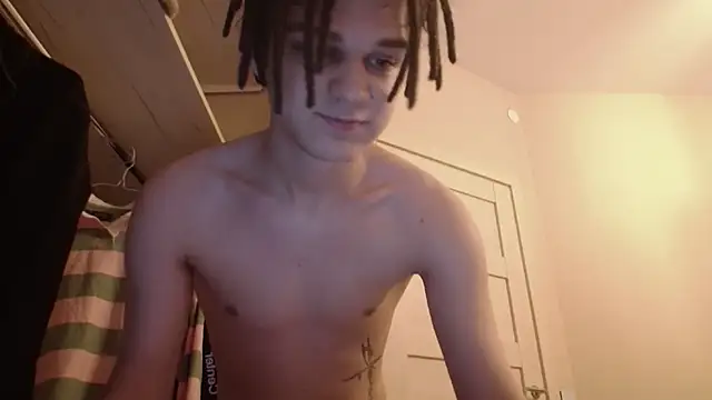 Chat +18 de PeachTree ao vivo