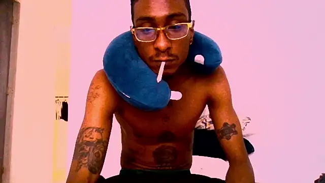 mellow_smoke: вебкам-шоу