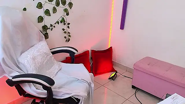 Carol_Miss2 Live XXX-Chat