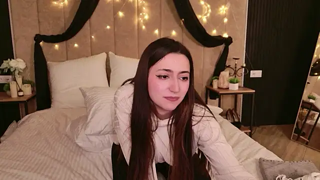 Gloria_Bendall Adlı Modelin Canlı XXX Sohbeti