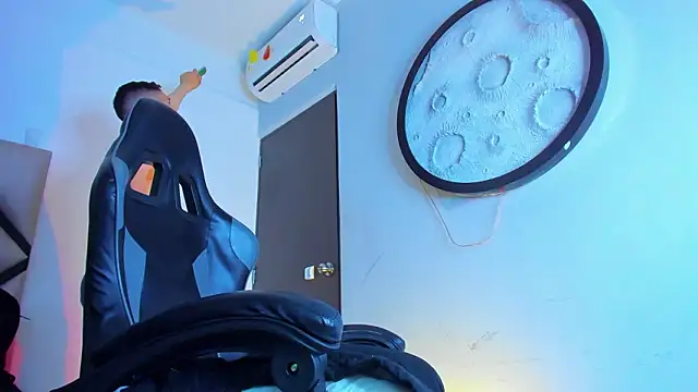 mike_257 即時 XXX 聊天