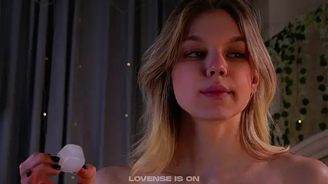 EdlinAlliston's Live XXX Chat