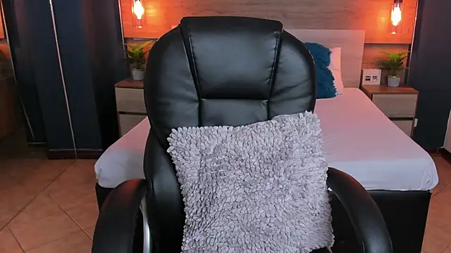 Chat +18 de SusanAdams1 ao vivo