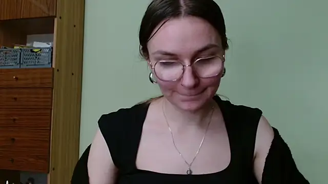 XXX chat uživo modela LooveELLYx