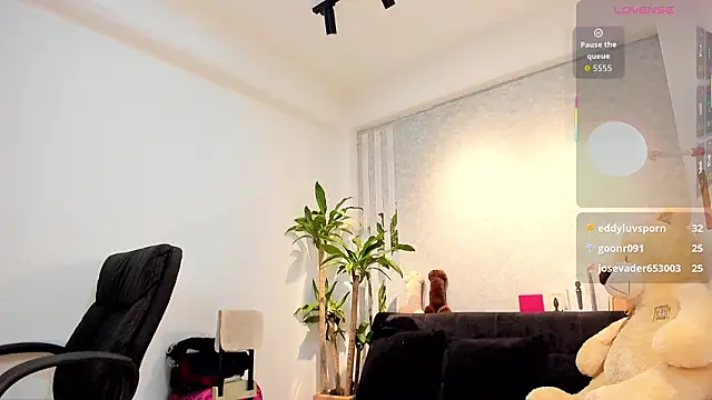 دردشة lily_cash1 الجنسية المباشرة