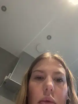 Chloemillerrxx's Live XXX Chat