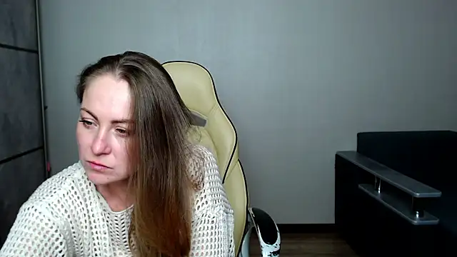 Show modela rikomey na web-kameri