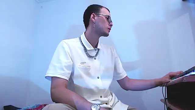 Chat XXX ao vivo de Vlad__night