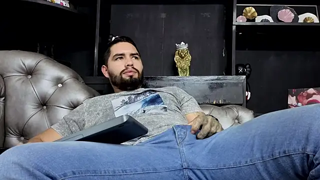 matteosantos' Live XXX Chat