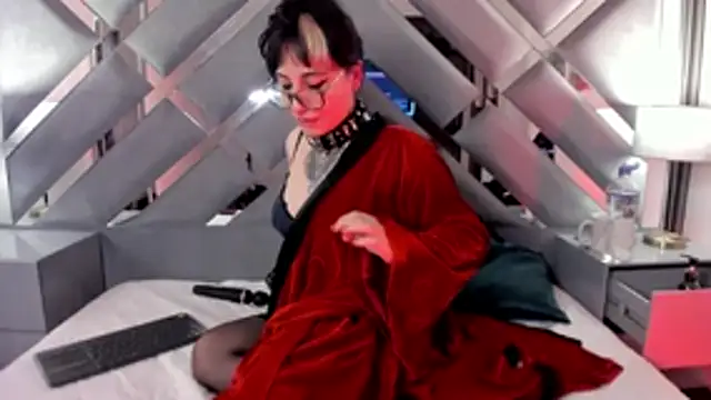 Czat XXX na żywo – Ravenna666_