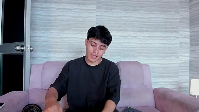 Dani_rivass' Live XXX Chat