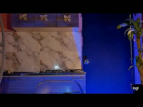 aprille15's Live XXX Chat