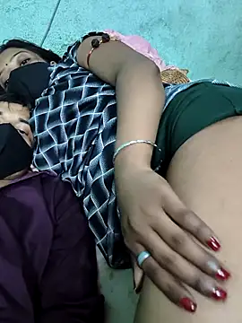 couplegk71's Live XXX Chat