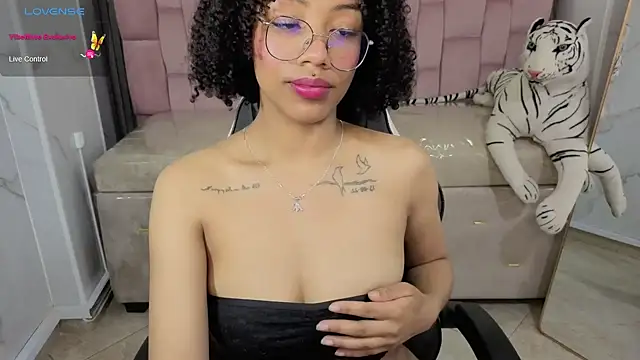 دردشة Violeth_b الجنسية المباشرة