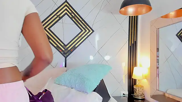 Chat +18 de EmilyDiaaz ao vivo