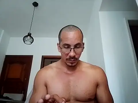 AndresBrazil's Live XXX Chat