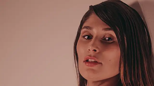 دردشة NikkySmiith الجنسية المباشرة