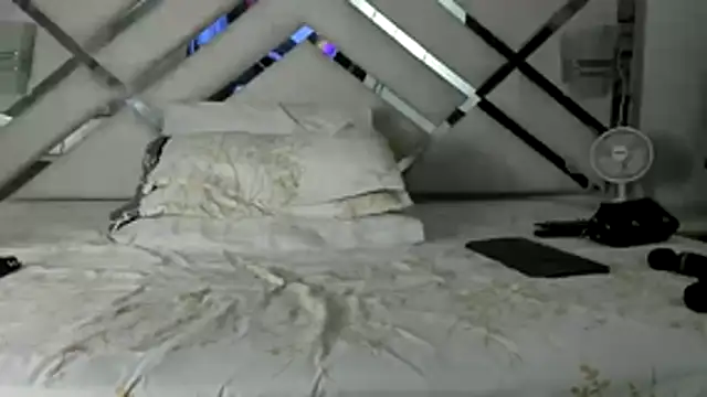 maybelline69: онлайн-секс-чат