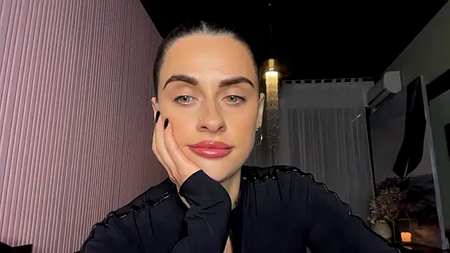 MariaValverdeee 现场XXX聊天