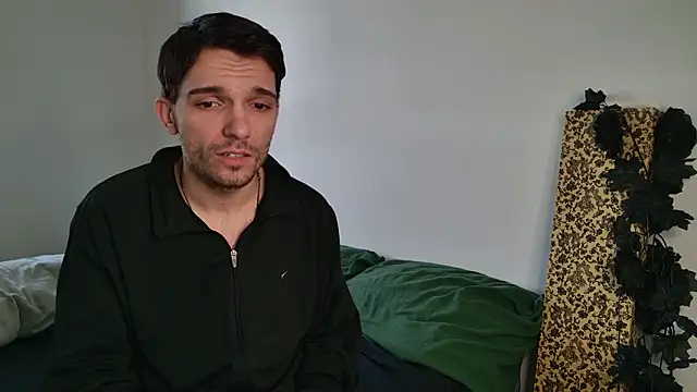 JackDesFeux élő XXX-chatje