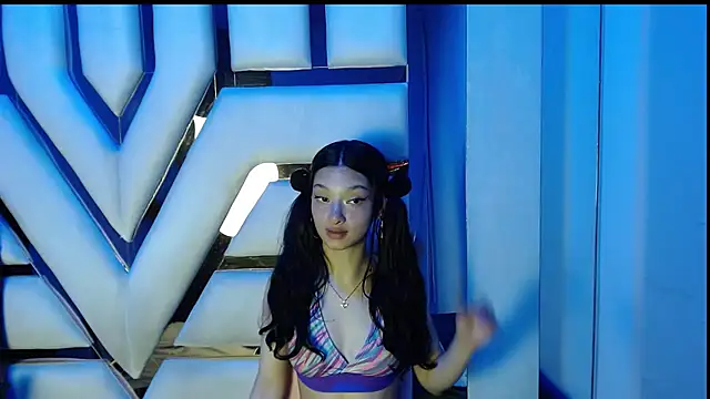 Aurora_18 现场XXX聊天