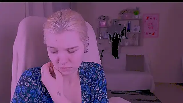 Hot_Blonda Chat XXX live