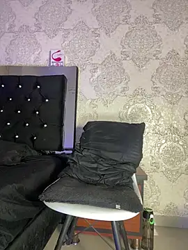 ThiagoBlaze 即時 XXX 聊天