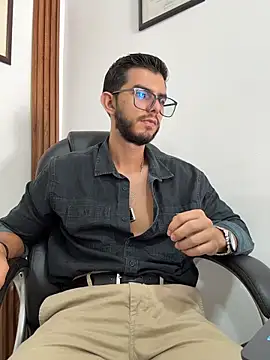 Milosky000's Live XXX Chat