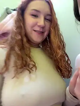 Chat +18 de FroggyAnna ao vivo