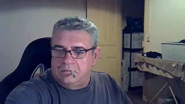 Chatroom XXX en direct de _hippo_